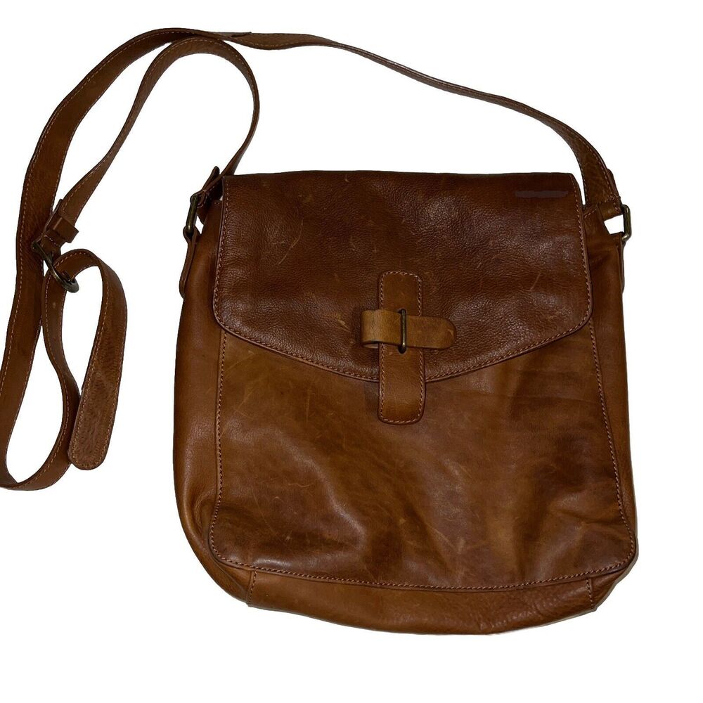 Serrv Camel Kolkata Crossbody Bag purse Brown genuine leather pockets snap close